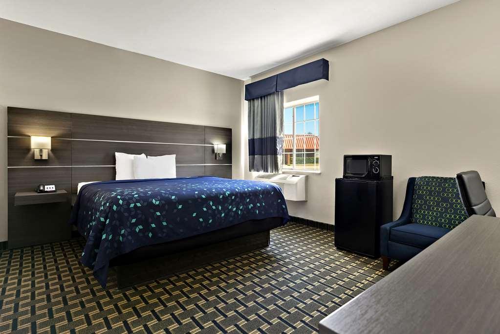 Surestay Plus Hotel By Best Western Tulsa East Quarto foto