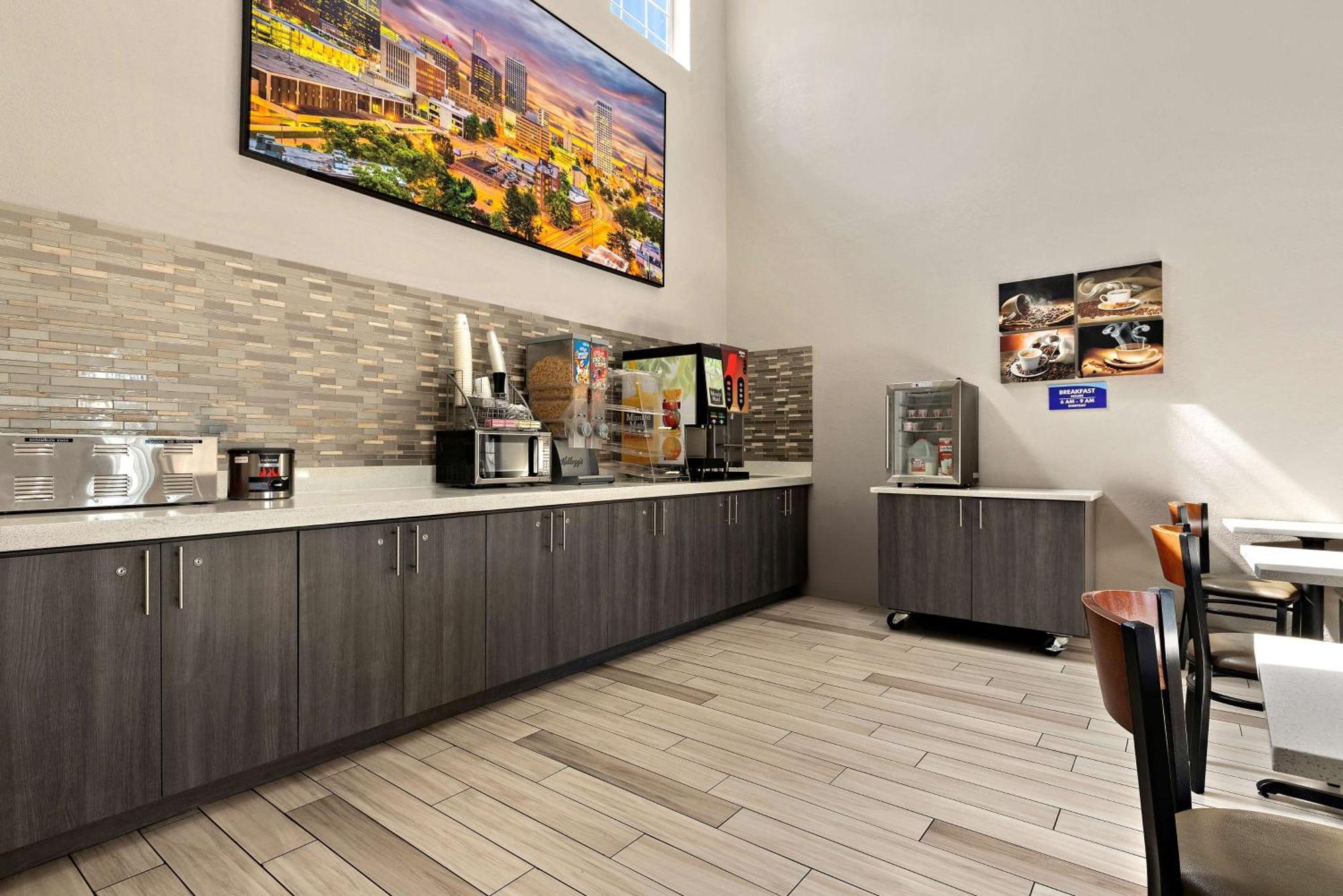 Surestay Plus Hotel By Best Western Tulsa East Exterior foto