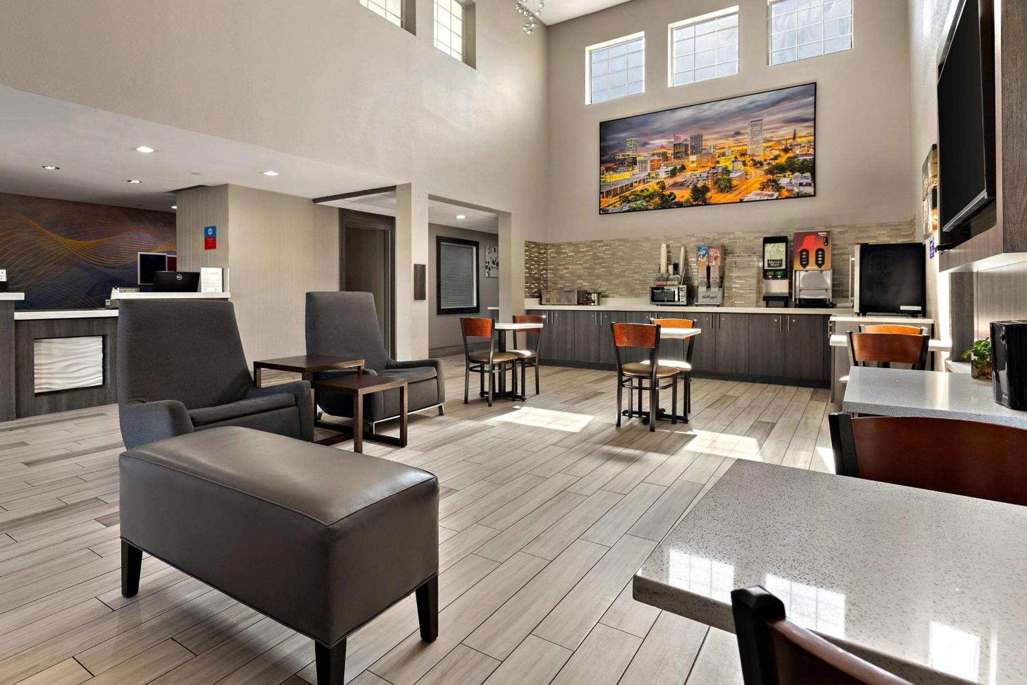 Surestay Plus Hotel By Best Western Tulsa East Exterior foto